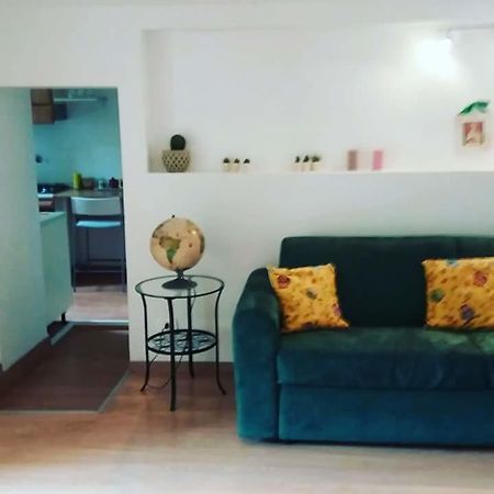 Ai Tre Limoni Bed & Breakfast วาราซเซ ภายนอก รูปภาพ